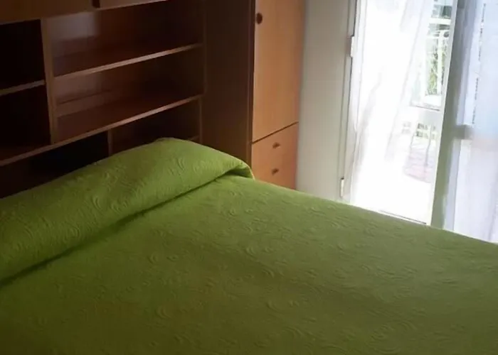 Nonna Merj 农家乐 *